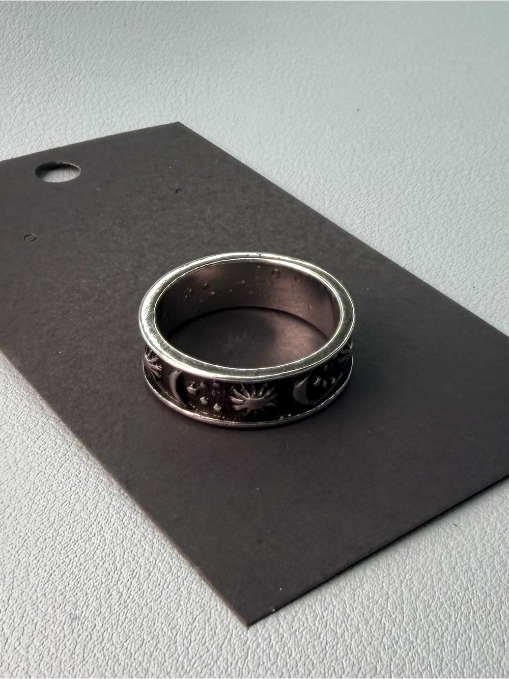 Men's Black and Silver Floral-Crescent Band Ring